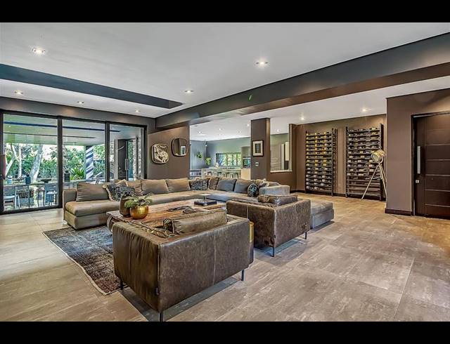 4 BEDROOM HOUSE FOR SALE IN PARKHURST